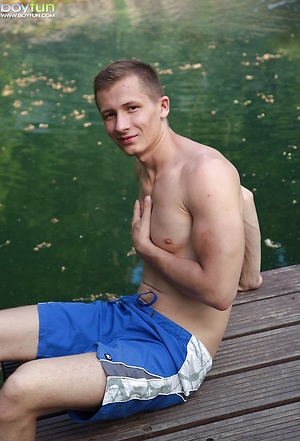 Martin Sanders masturbates with fleshlight outdoors.