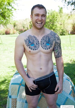 Levi Robinson by Bulldog Pit image 6