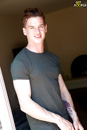 With The Dirk Diggler Cock, Watch London Ryan Jerk Off by Gayhoopla image 1