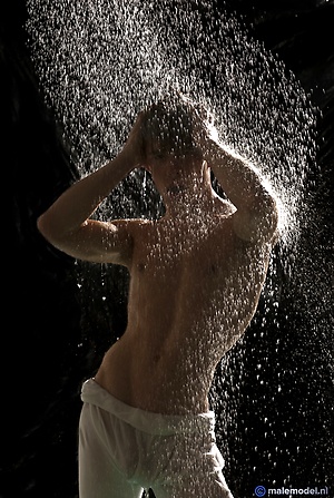 simon hung and strong! by Male Model image 3