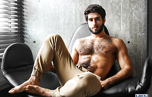 Athletic men Diego Sans & Ryan Bones bareback each other with shades drawn