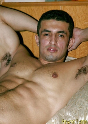Latin muscle man Jorge