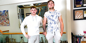 Straight Lads Dom & Jack Wank & Suck Each Other's Big Hard Uncut Cocks!