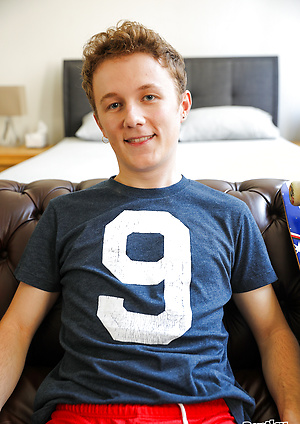 Aussie twink Benny Fox joins us by Bentley Race image 1