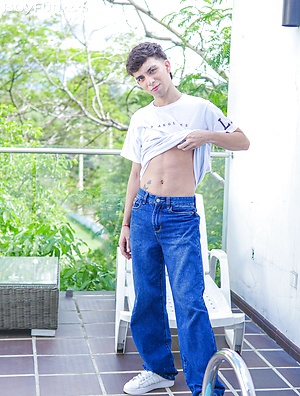 Skinny latino Liam Zuares playing with his uncut dick