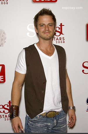 Carmine Giovinazzo by Male Stars image 3