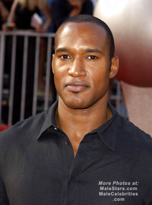 Henry Simmons by Male Stars image 10