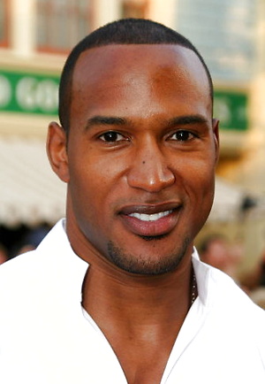 Henry Simmons by Male Stars image 11