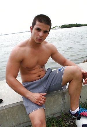 New Man on The Block - Welcomes Dante Ferrari by ManAvenue image 4