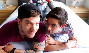 French twink Perry gets a rough ride from Aussie Skippy Baxter