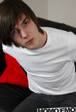 Cute Welsh Emo Brook Jerks his 8" cock