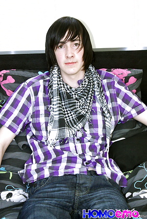 HomoEmo Andy Roberts Wanks 4
