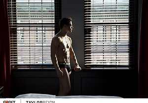 Missed Connections: Levi Karter & Taylor Reign Flip Fuck