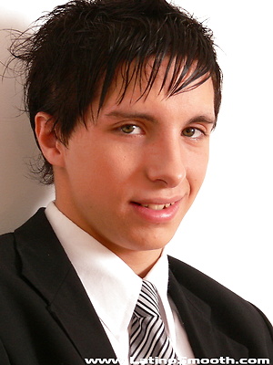 Gavin by LatinoSmooth image 1