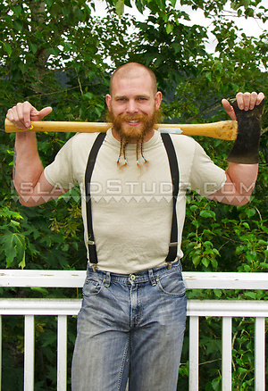 Tall Bearded Bain - Ripped Yoga Muscle Butt Mountain Man Works Out, Jerks & Pees In Oregon!